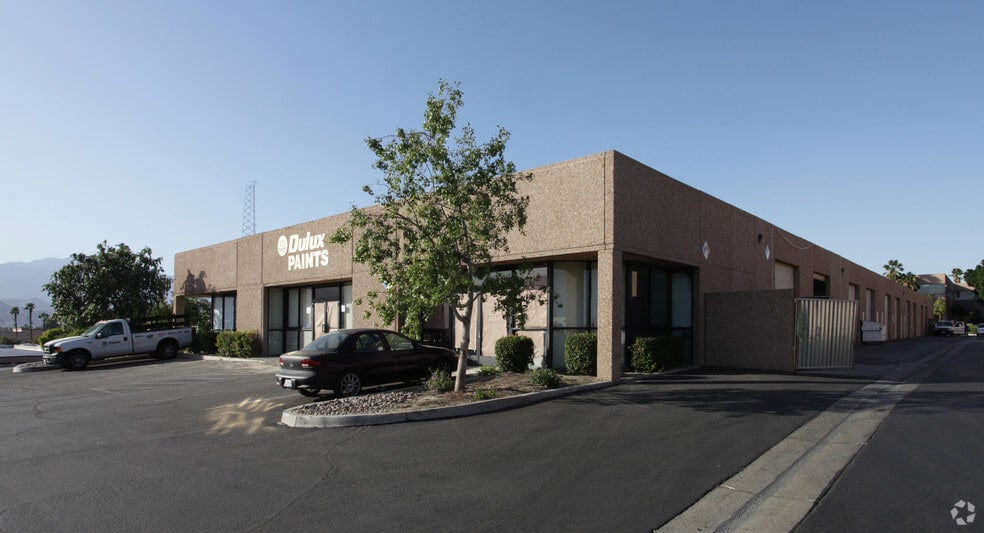 41-905 Boardwalk, Palm Desert, CA for lease - Building Photo - Image 2 of 7