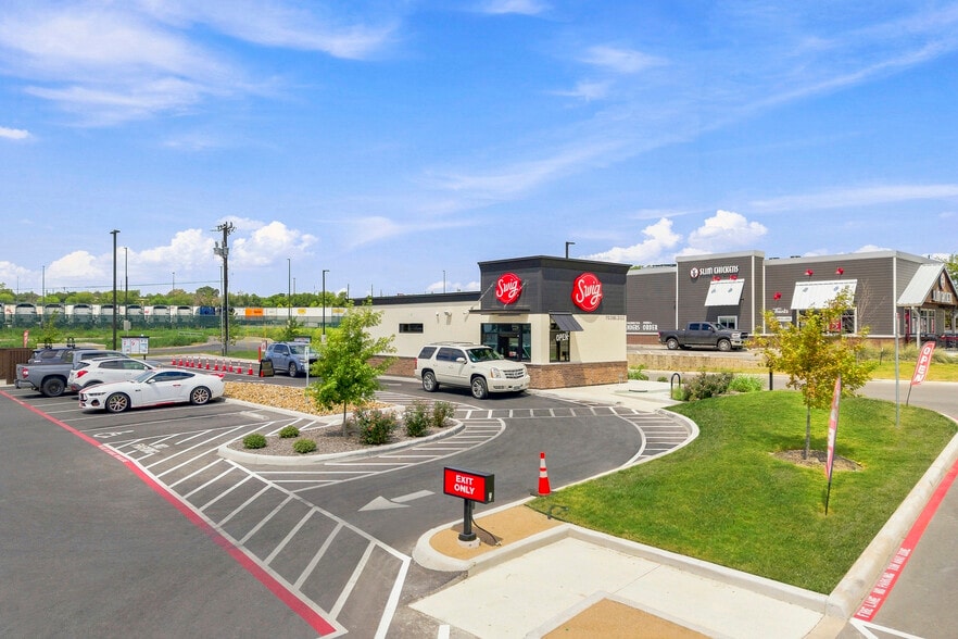 7038 N Loop 1604, San Antonio, TX for sale - Building Photo - Image 2 of 5