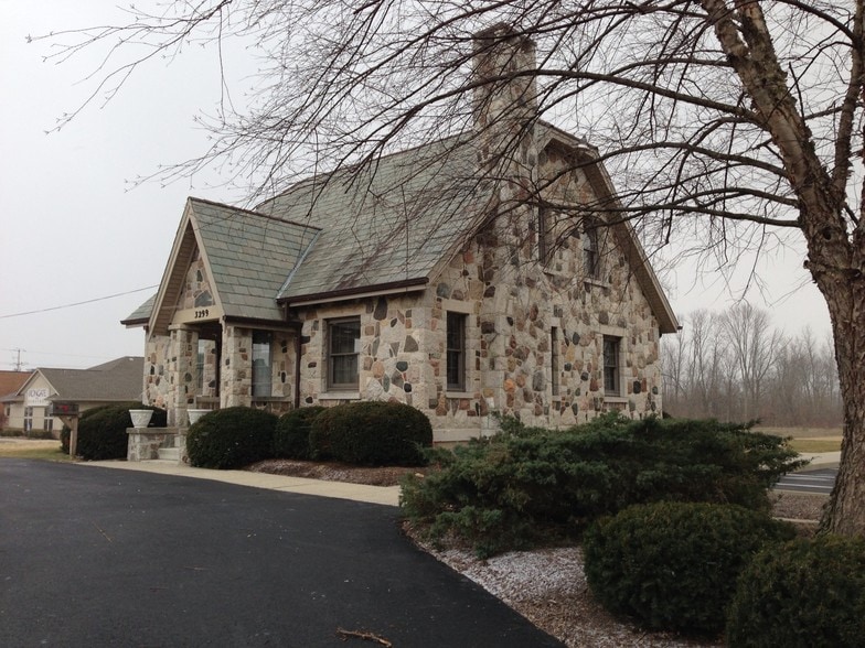 3299 Kemp Rd, Dayton, OH for sale - Building Photo - Image 3 of 21