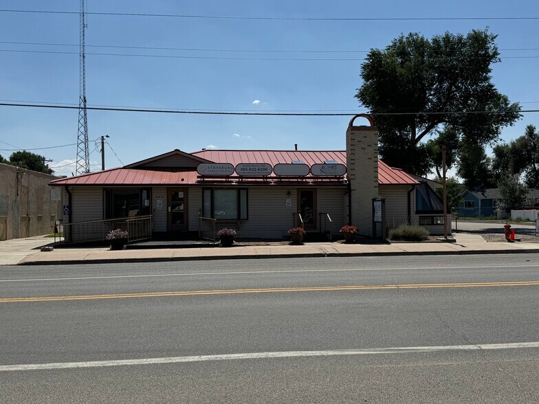 56620 E Colfax Ave, Strasburg, CO à vendre - Photo principale - Image 1 de 25