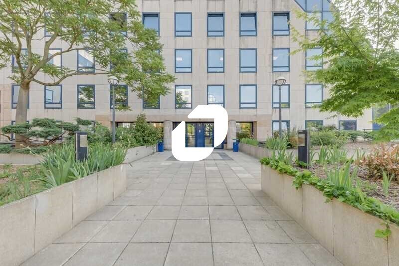 2-10 Rue De La Renaissance, Antony à louer - Photo du bâtiment - Image 2 de 32