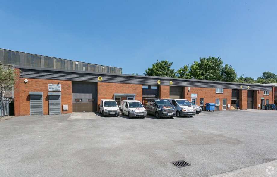 Emery Rd, Bristol à louer - Photo du bâtiment - Image 3 de 4