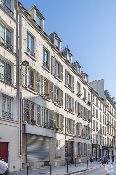 12 Rue D'Enghien, Paris à vendre - Photo du bâtiment - Image 1 de 1