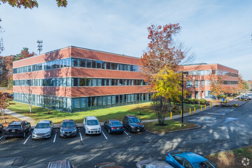 40 Shattuck Rd, Andover, MA à louer - Photo du bâtiment - Image 1 de 31