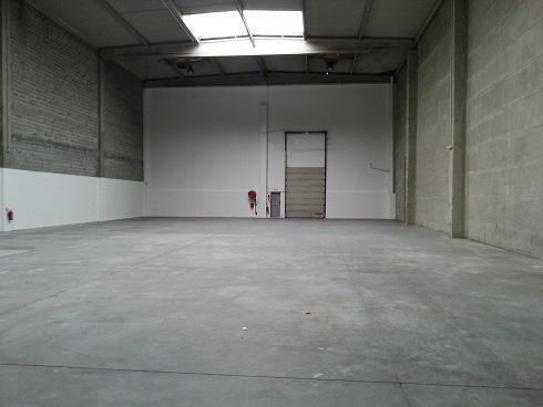 Industrial in Saint-Ouen-sur-Seine for lease Interior Photo- Image 1 of 3