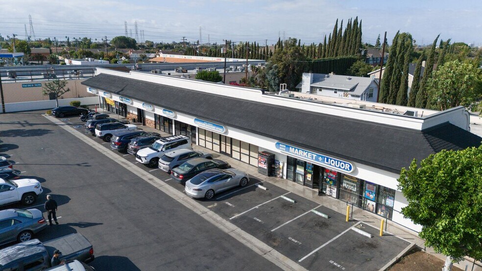 1762 N Tustin St, Orange, CA for lease - Building Photo - Image 1 of 5