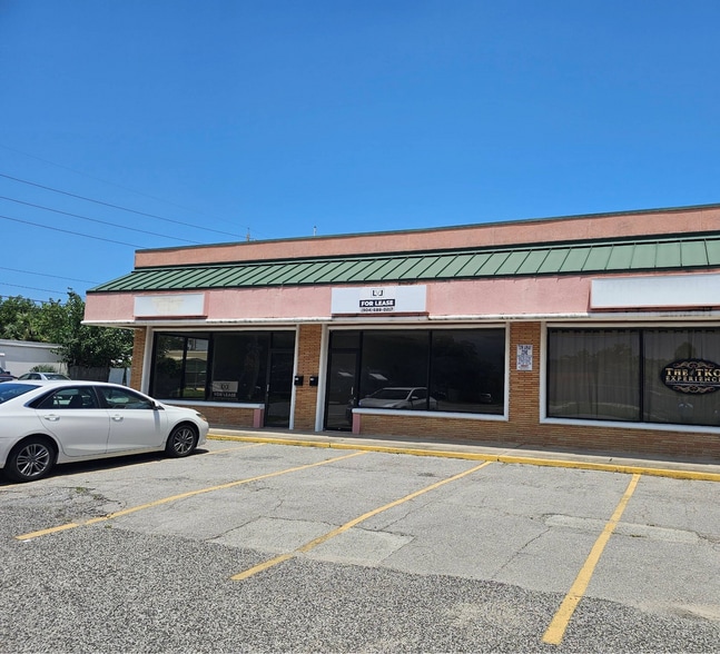 Four Points of Jax Retail Portfolio portfolio of 4 properties for sale on LoopNet.ca - Building Photo - Image 2 of 7