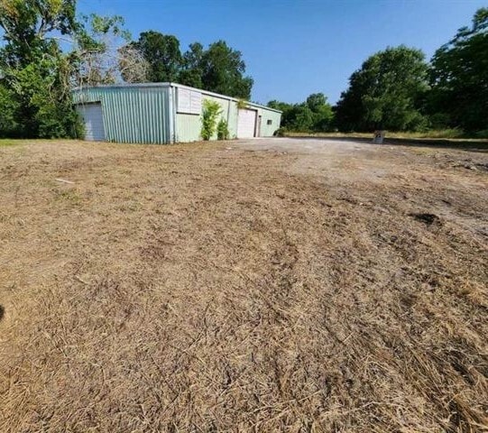 610 New York St, Navasota, TX for lease - Building Photo - Image 2 of 27