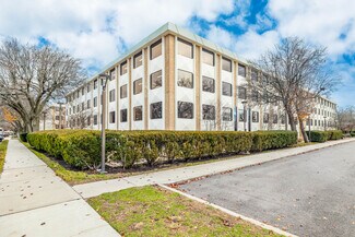 Plus de détails pour 2 Huntington Quadrangle, Melville, NY - Bureau à louer