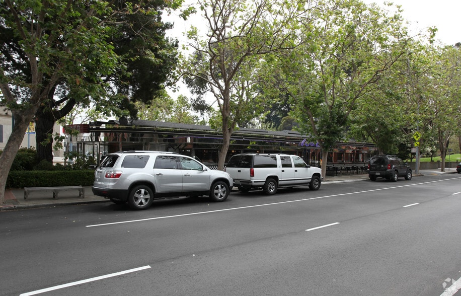 1300 Battery St, San Francisco, CA for lease - Building Photo - Image 2 of 7