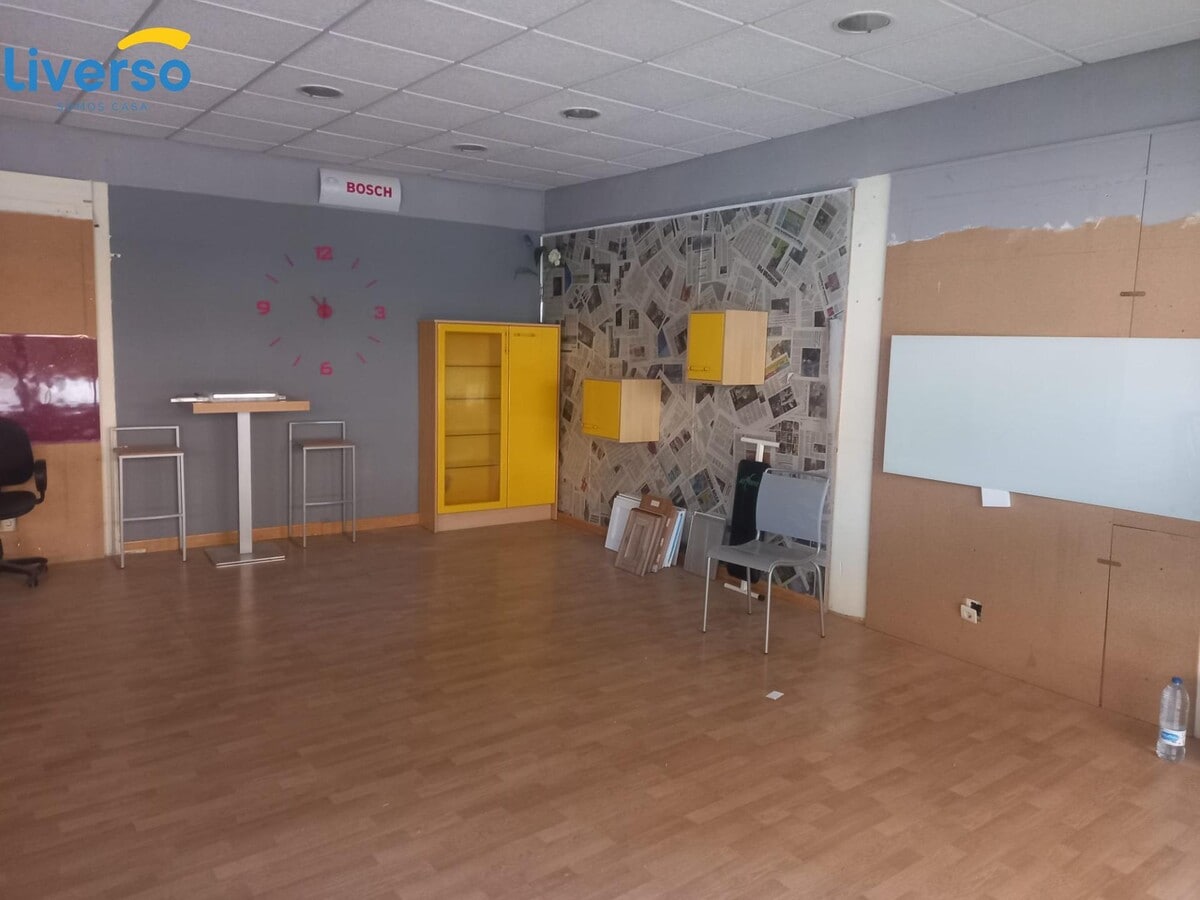 Aranda de Duero, BUR 09400 - - - Interior Photo - Image 1 of 5