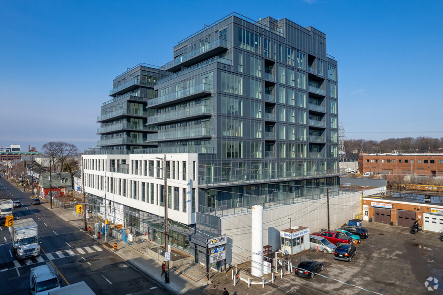 500 Dupont St, Toronto, ON à louer - Photo du bâtiment - Image 1 de 2