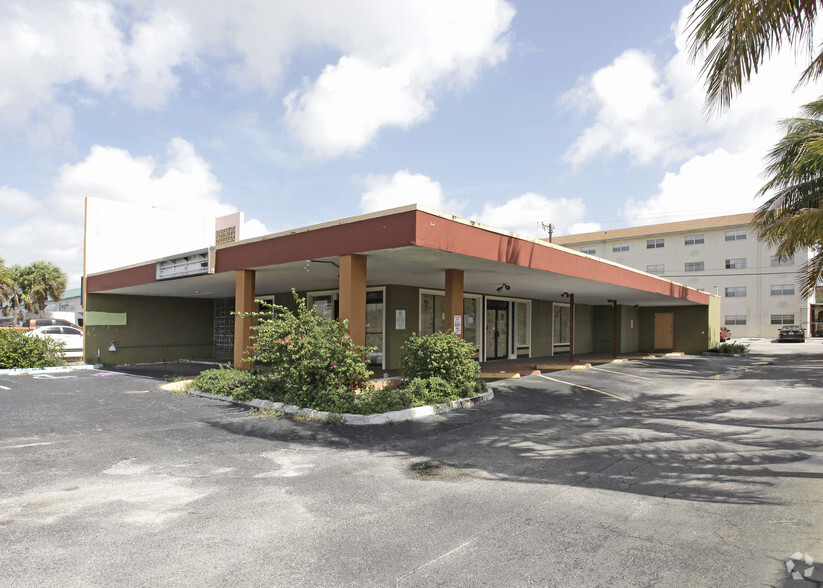 1361 E Commercial Blvd, Fort Lauderdale, FL à vendre - Photo du bâtiment - Image 1 de 1