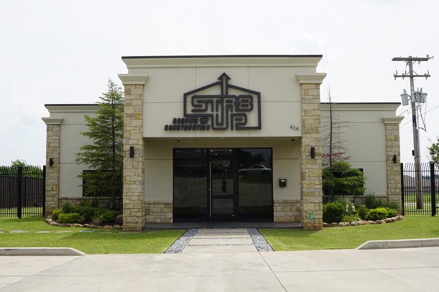 424 S Main St, Newcastle, OK à louer - Photo du bâtiment - Image 2 de 19