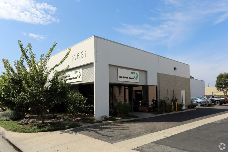 16631 Burke Ln, Huntington Beach, CA for lease - Primary Photo - Image 1 of 3