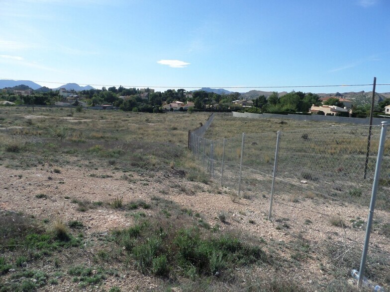 Terrain dans Mutxamel, Alicante à vendre - Photo du bâtiment - Image 2 de 11