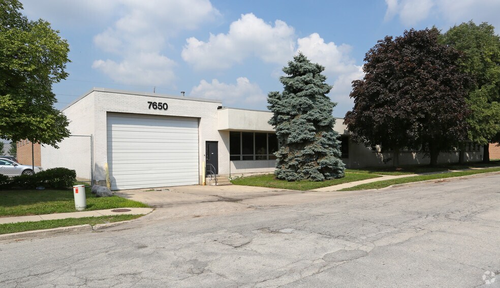 7650 Austin Ave, Skokie, IL à vendre - Photo principale - Image 1 de 2