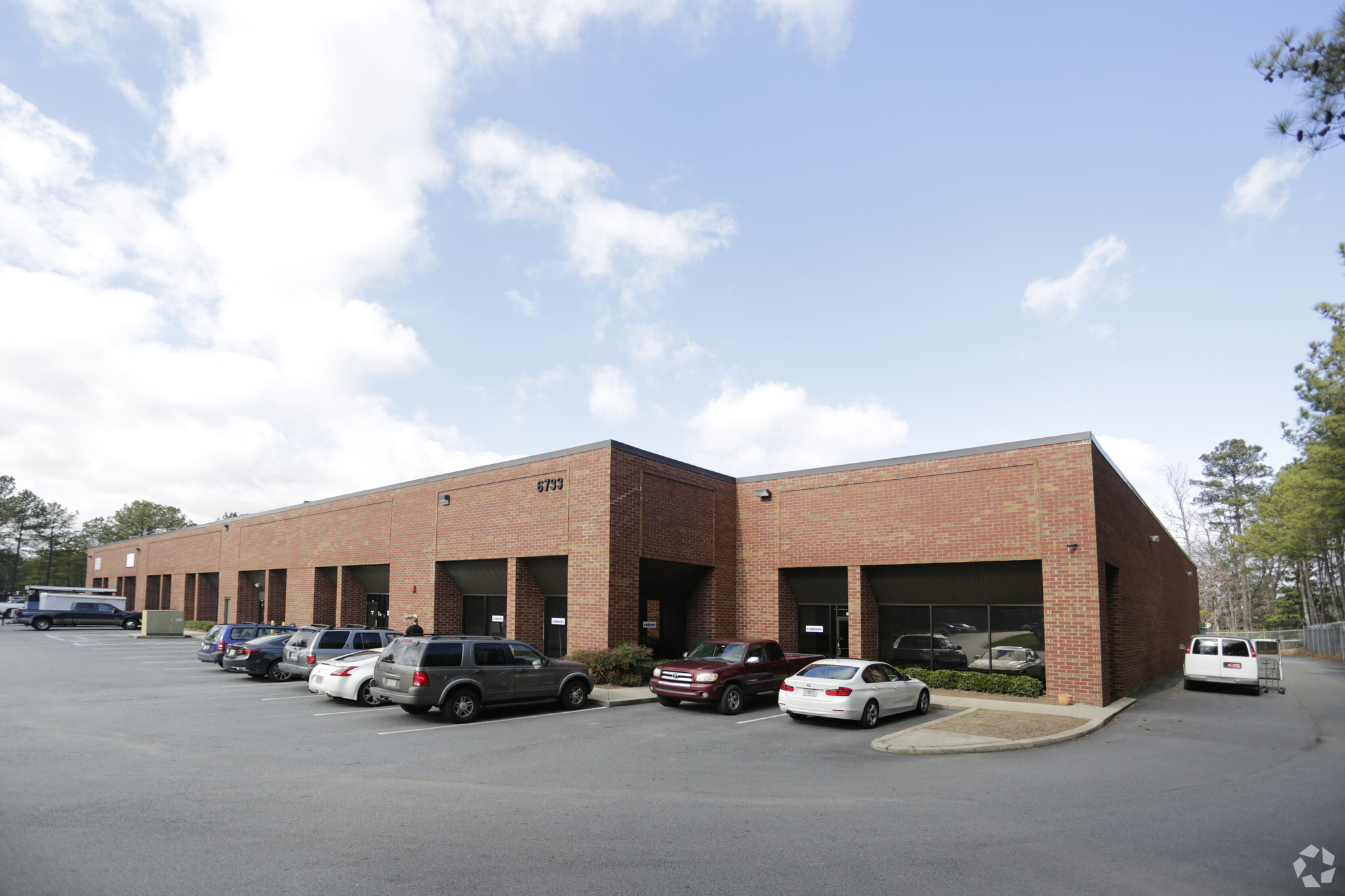 6733 Jones Mill Ct, Peachtree Corners, GA for lease Building Photo- Image 1 of 10