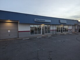 550-560 Gentry Way, Reno NV - Services immobiliers commerciaux