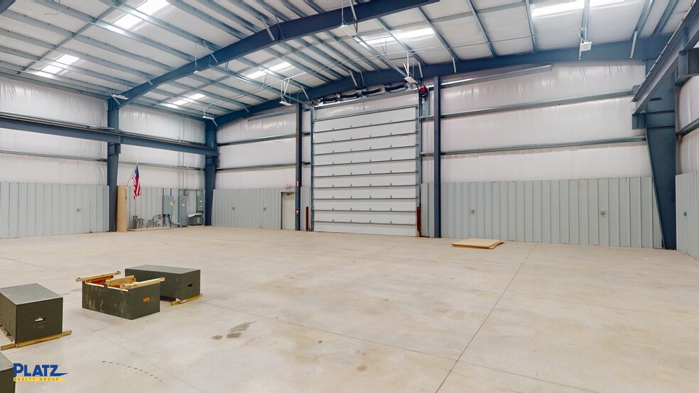 2430 Funston St, Youngstown, OH for lease - Building Photo - Image 3 of 17