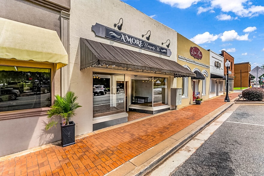 8 E Main St N, Hampton, GA for sale - Building Photo - Image 2 of 16