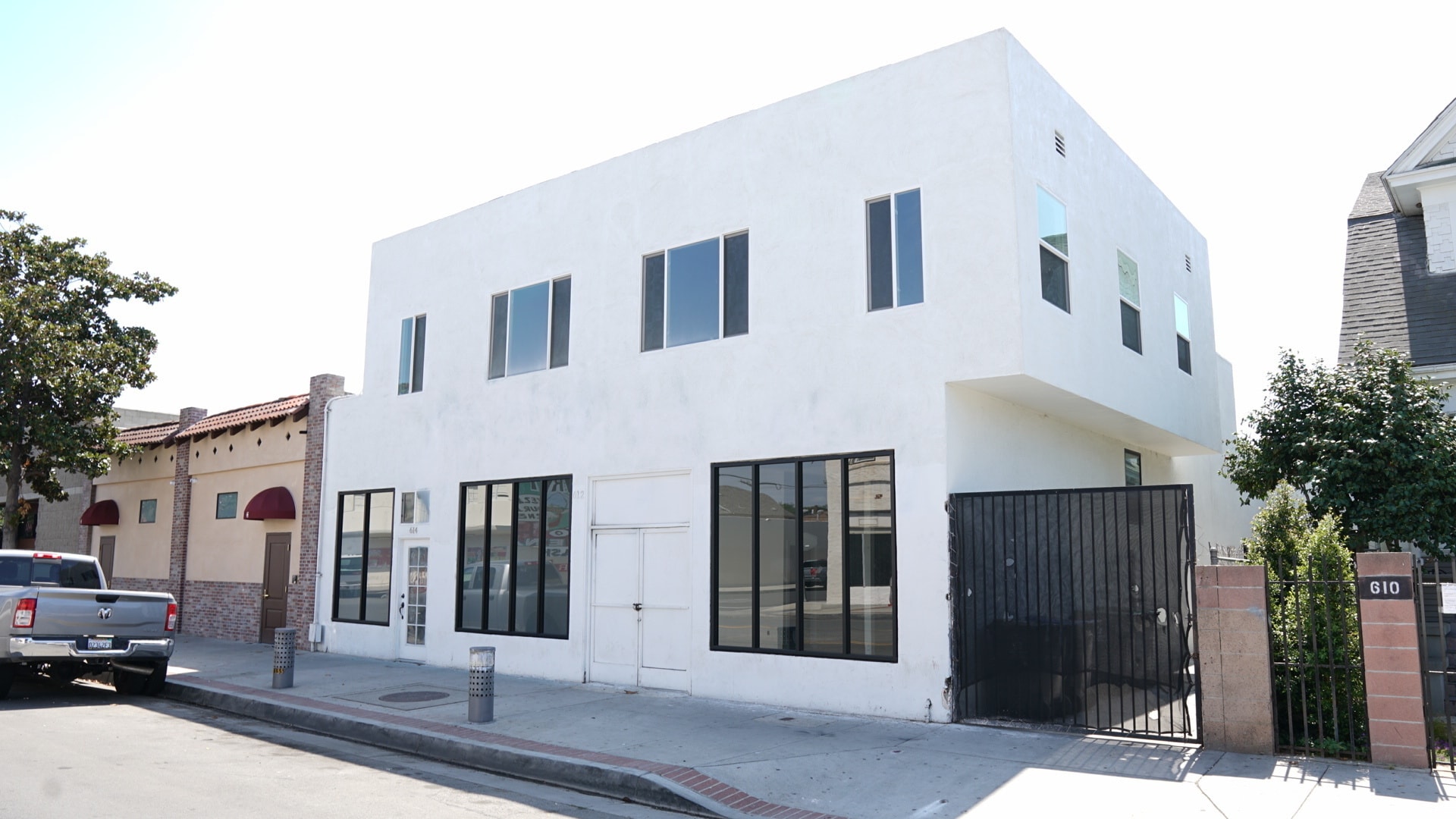 612-614 E 4th St, Santa Ana, CA for sale Primary Photo- Image 1 of 6