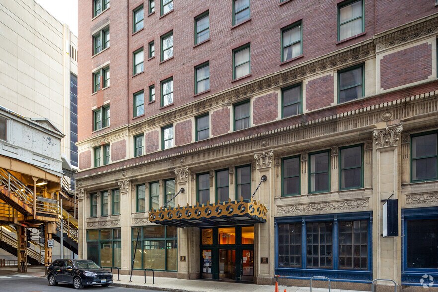 401 S LaSalle St, Chicago, IL à louer - Photo du bâtiment - Image 3 de 9