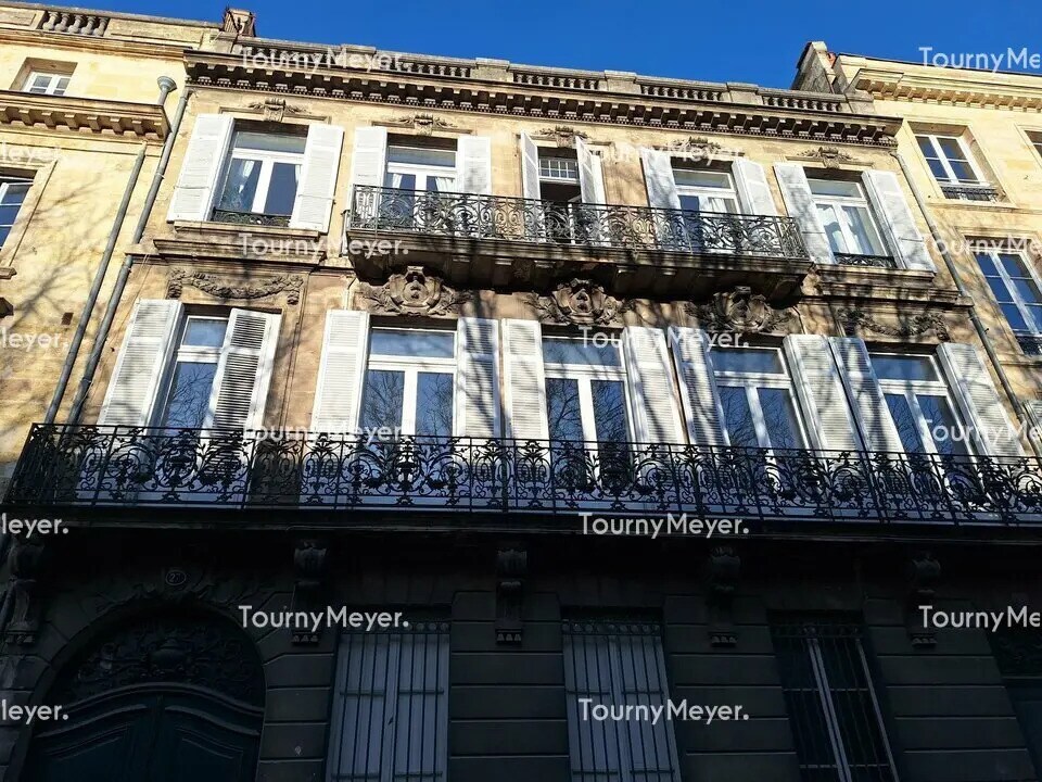 Office in Bordeaux for lease Building Photo- Image 1 of 8