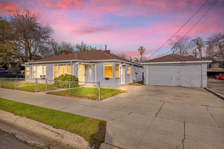 1146 N Monroe St, Stockton, CA à vendre - Photo du bâtiment - Image 1 de 24