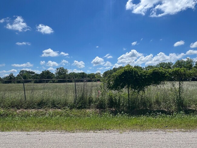 Plus de détails pour Lot #1 1st Street, Crockett, TX - Terrain à vendre