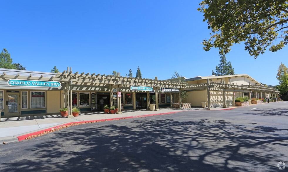 440-480 Diablo Rd, Danville, CA à louer - Photo du bâtiment - Image 2 de 7