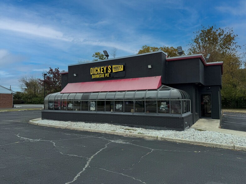 1858 Burlington Mount Holly Rd, Mount Holly, NJ à louer - Photo du bâtiment - Image 1 de 7