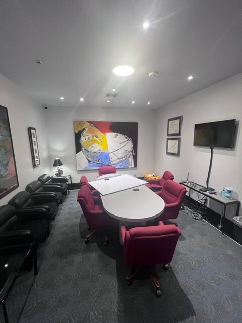 5700 Hartsdale Dr, Houston, TX for lease Interior Photo- Image 1 of 19