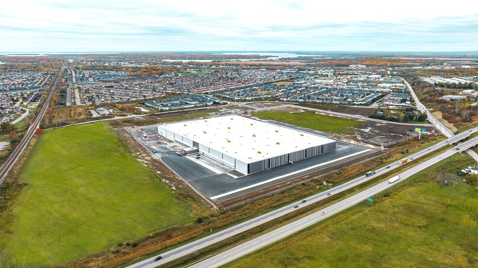 3501 Rue De La Synergie, Vaudreuil-dorion, QC à louer - Photo du bâtiment - Image 1 de 9