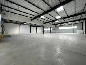 Flex in Le Bourget for lease Interior Photo- Image 2 of 5