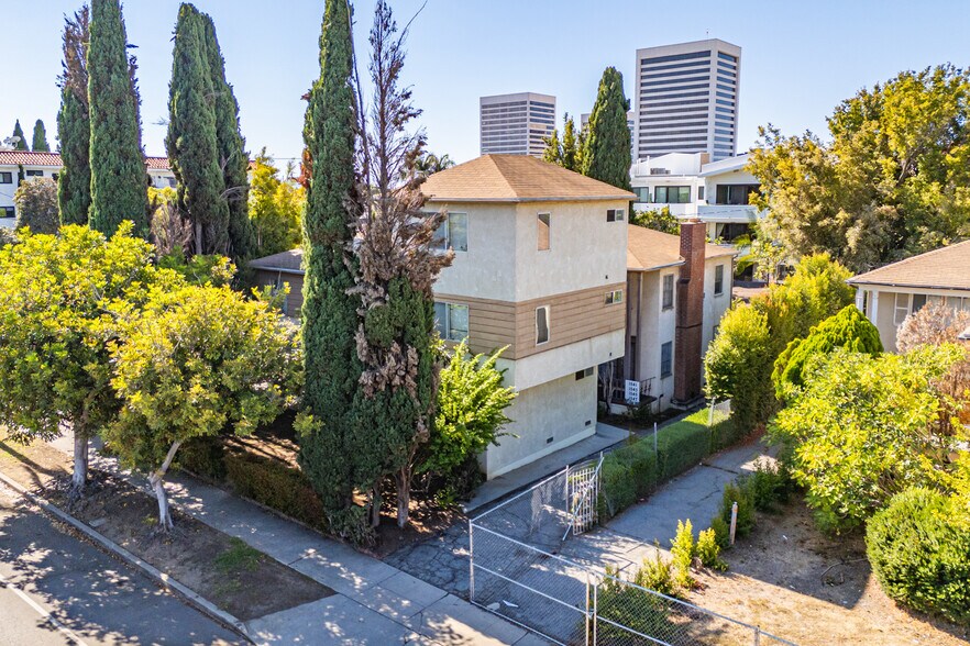 1541-1547 Veteran Ave, Los Angeles, CA for sale - Building Photo - Image 1 of 16
