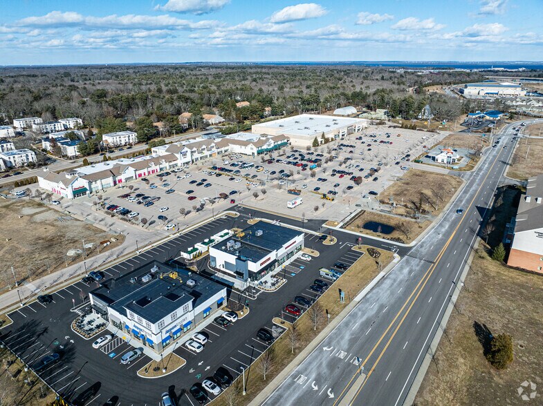 Post Rd, North Kingstown, RI à louer - Photo du bâtiment - Image 3 de 24