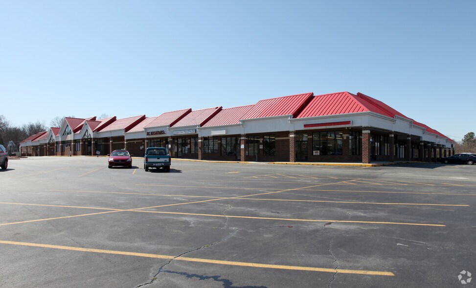 602-622 Rauhut St, Burlington, NC à louer - Photo du bâtiment - Image 2 de 5