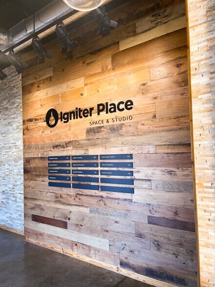 710 Presidential Dr, Richardson, TX à louer - Photo intérieure - Image 3 de 27