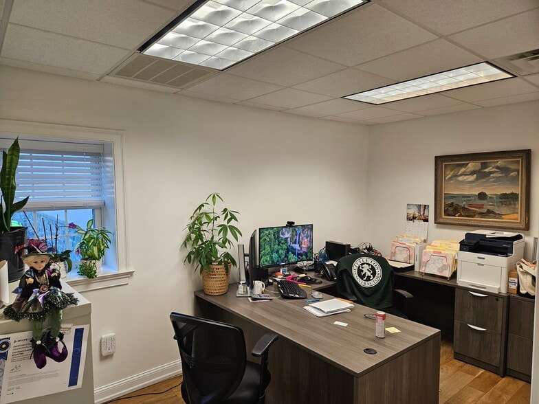 9 River Rd, Conshohocken, PA for sale - Building Photo - Image 2 of 8