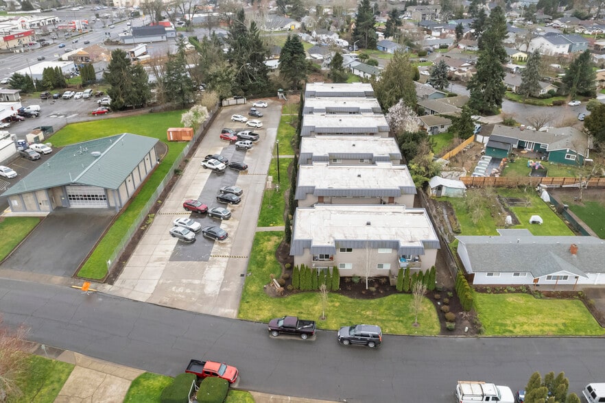 1570 James St, Woodburn, OR for sale - Building Photo - Image 2 of 72