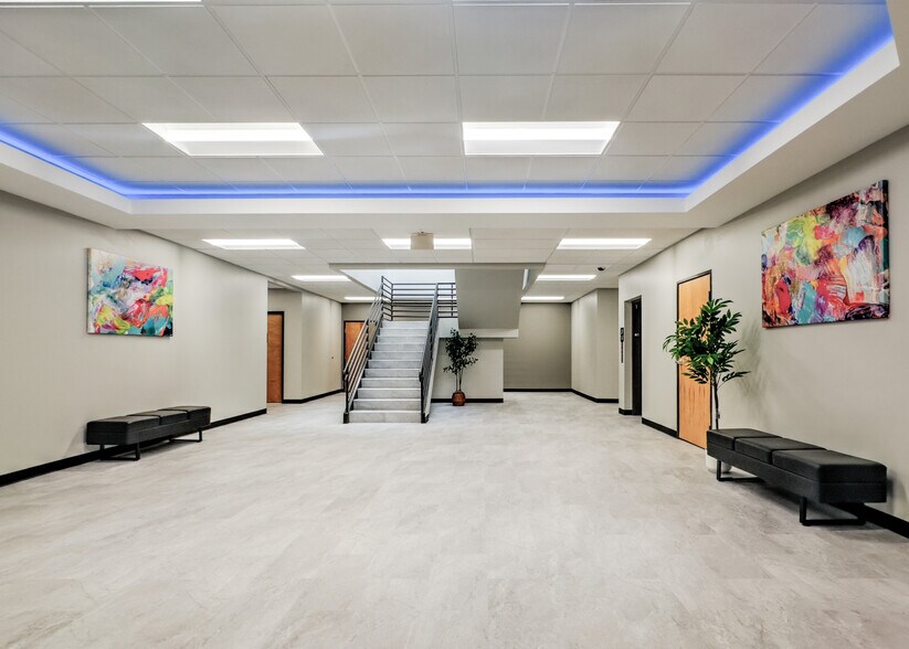 1241 W Mineral Ave, Littleton, CO à louer - Hall d’entrée - Image 3 de 22