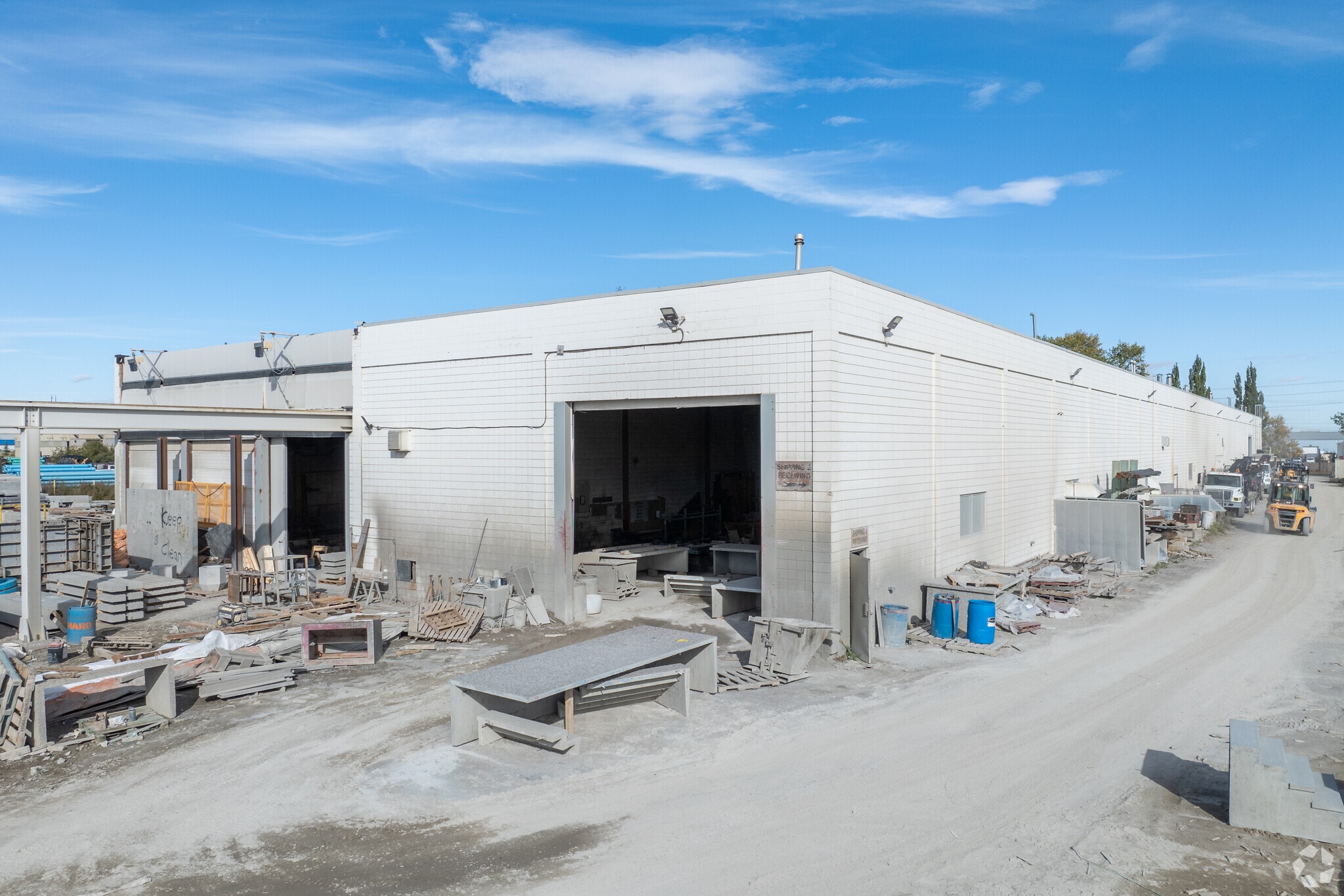 8615 48th St SE, Calgary, AB for lease Building Photo- Image 1 of 14