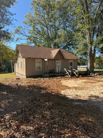 3072 Old Furnace Rd, Boiling Springs, SC à vendre - Photo du bâtiment - Image 2 de 9