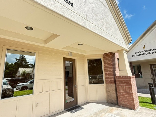 20031-20035 W Lake Houston Pky, Kingwood, TX for lease Building Photo- Image 1 of 14