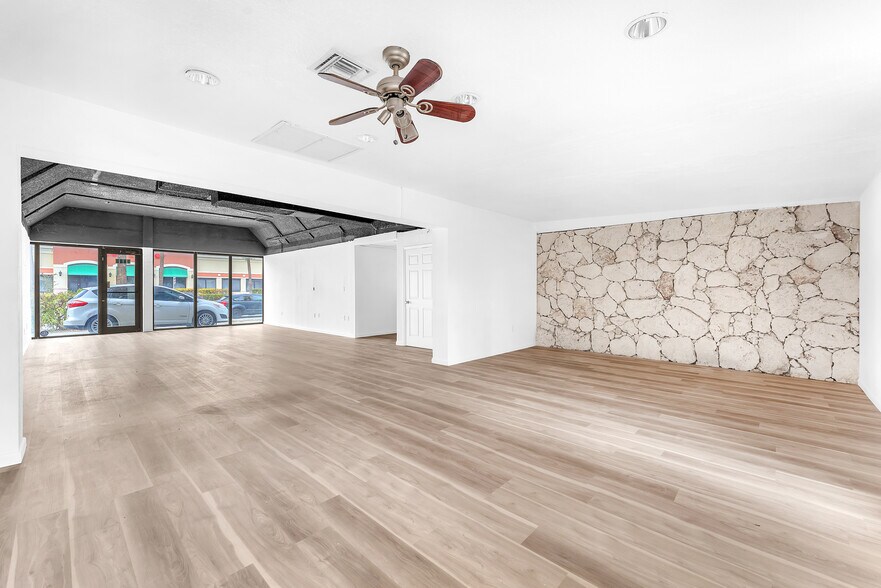 1420 NE 163rd St, North Miami Beach, FL à vendre - Photo du bâtiment - Image 3 de 23