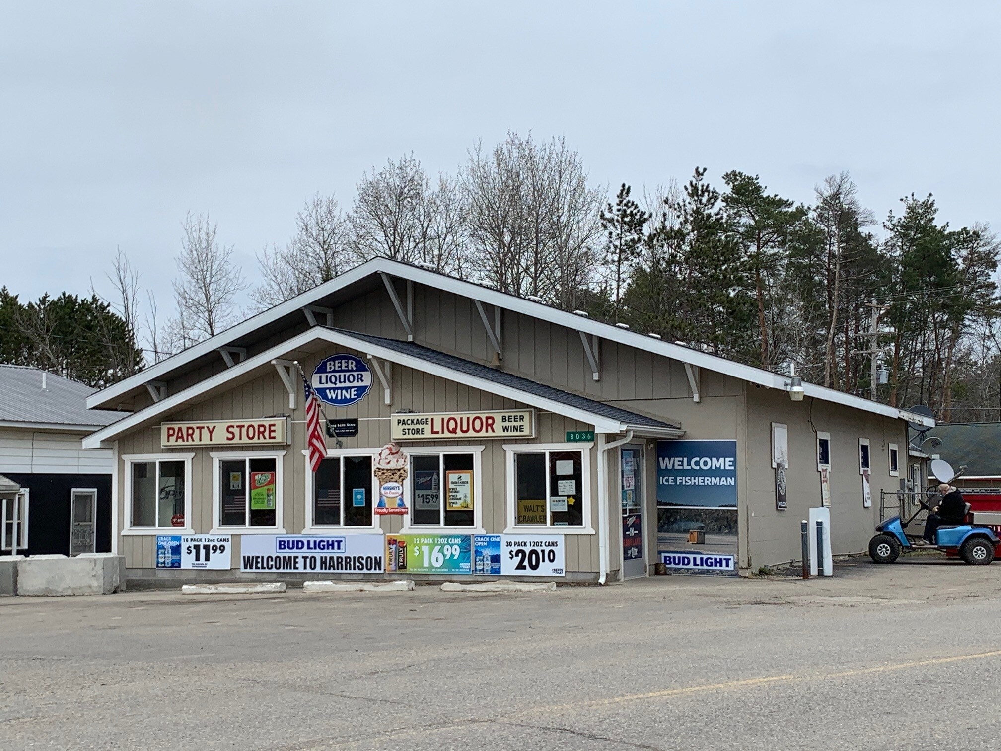 8036 N Clare Ave, Harrison, MI for sale Building Photo- Image 1 of 1