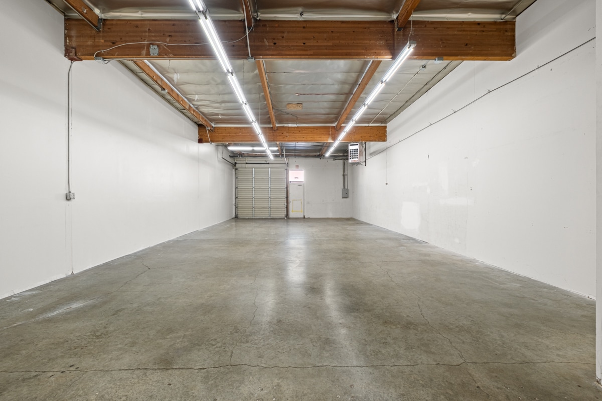 4002-4014 148th Ave NE, Redmond, WA for lease Interior Photo- Image 1 of 21