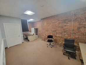 100 Pleasant St, Dracut, MA for lease Interior Photo- Image 1 of 1