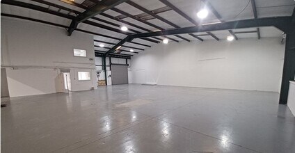 Abenbury Way, Wrexham for lease Interior Photo- Image 2 of 3